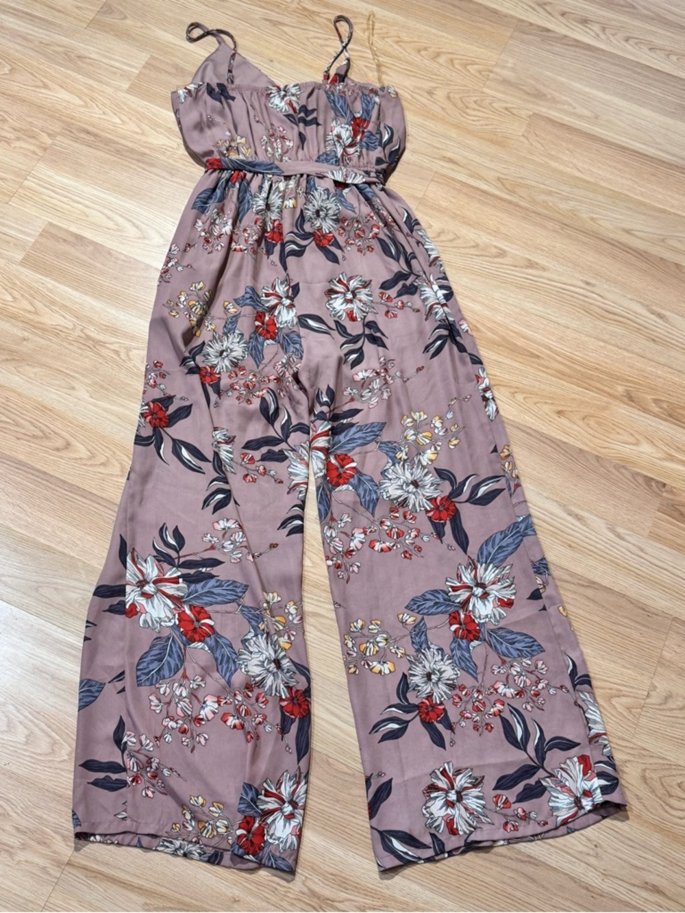 Love Culture | Mauve Floral Wide-Leg Jumpsuit - Picture 2 of 6